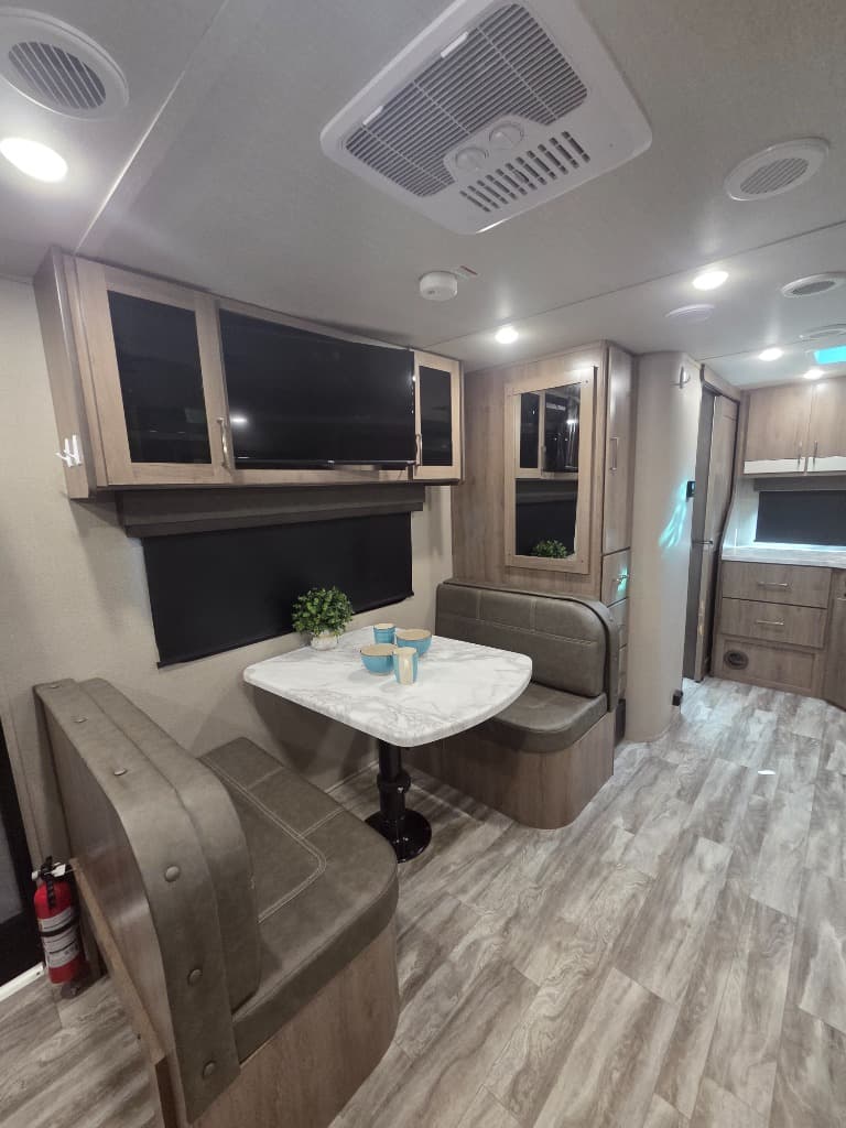 2022 Grand Design 2022 Grand Design Imagine XLS - thumbnail 8