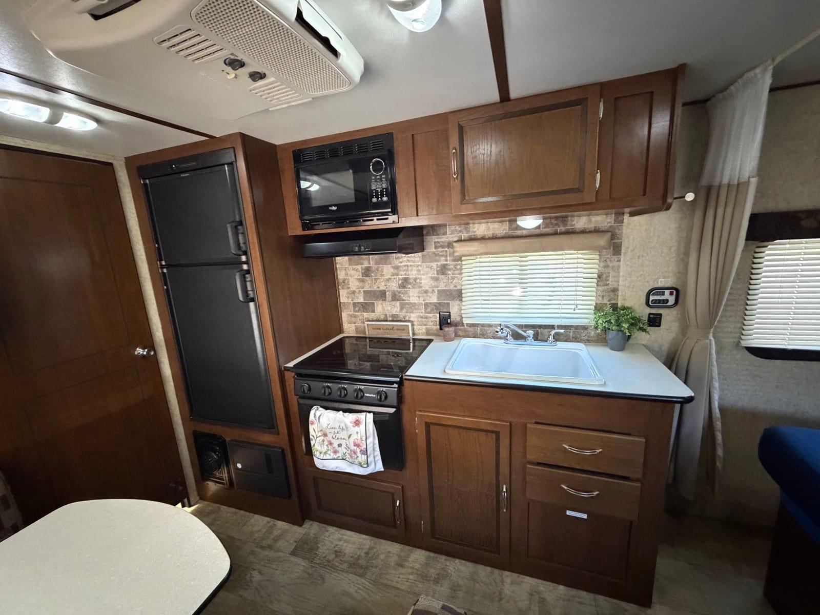 2016 Skyline 2016 Skyline Nomad - thumbnail 11