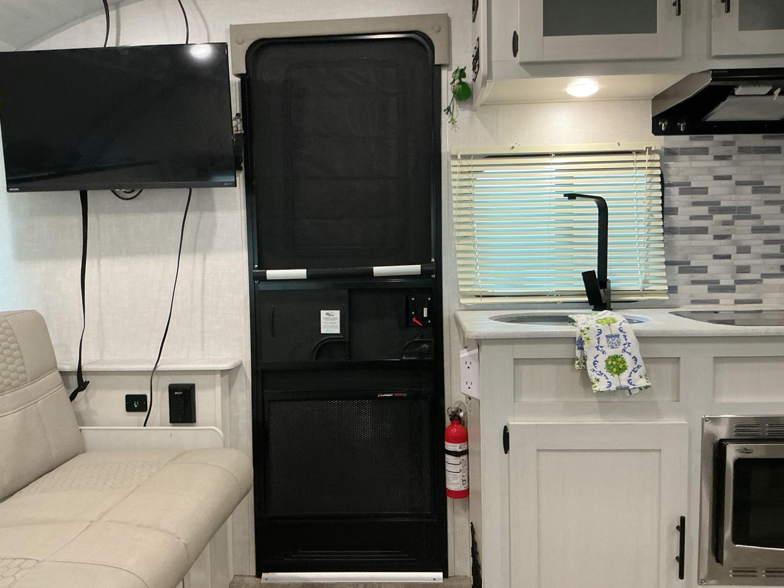 2021 Forest River 2021 Forest River R-Pod - thumbnail 5