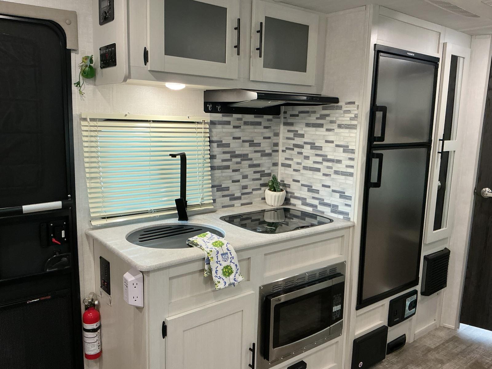 2021 Forest River 2021 Forest River R-Pod - thumbnail 14
