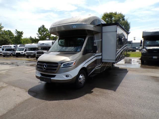 2024 Winnebago 2024 Winnebago View - thumbnail 3