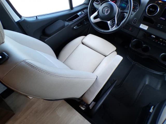 2024 Winnebago 2024 Winnebago View - thumbnail 12