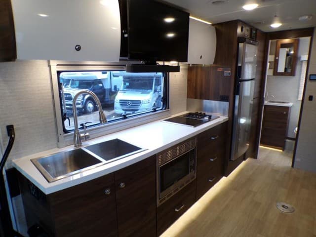 2024 Winnebago 2024 Winnebago View - thumbnail 21