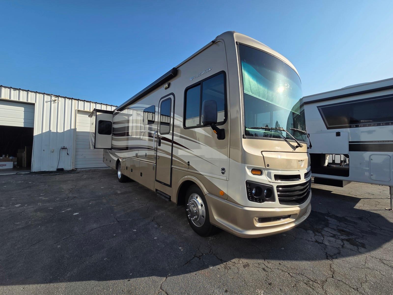 2017 Fleetwood Bounder 33C