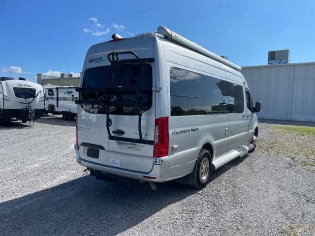 2020 Pleasure-Way 2020 Pleasure-Way Plateau - thumbnail 5