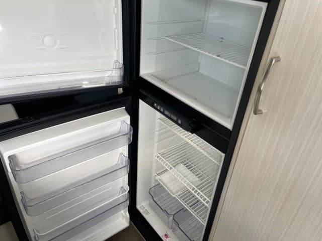 2020 Pleasure-Way 2020 Pleasure-Way Plateau - thumbnail 17