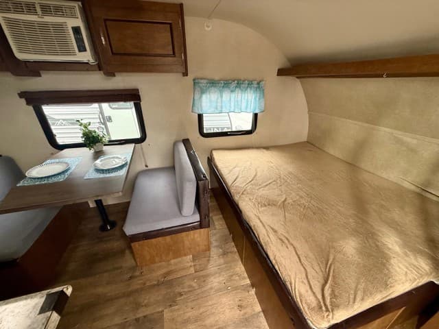 2017 Forest River 2017 Forest River Wildwood FSX - thumbnail 13