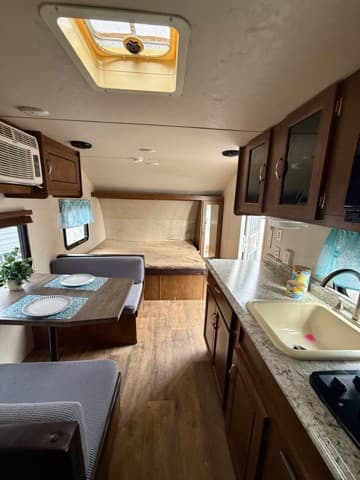 2017 Forest River 2017 Forest River Wildwood FSX - thumbnail 14