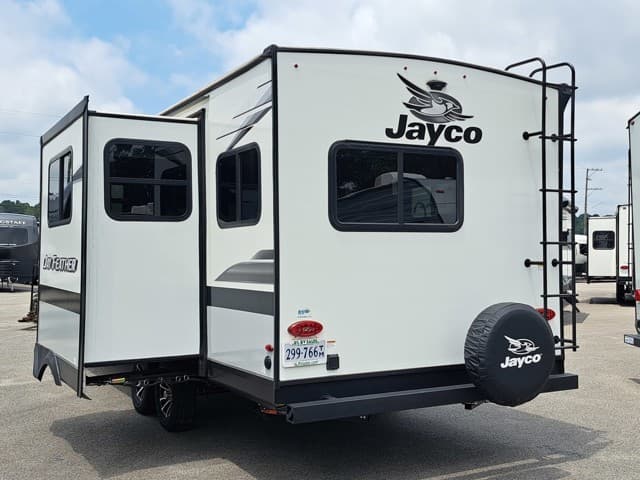 2023 Jayco 2023 Jayco Jay Feather - thumbnail 4