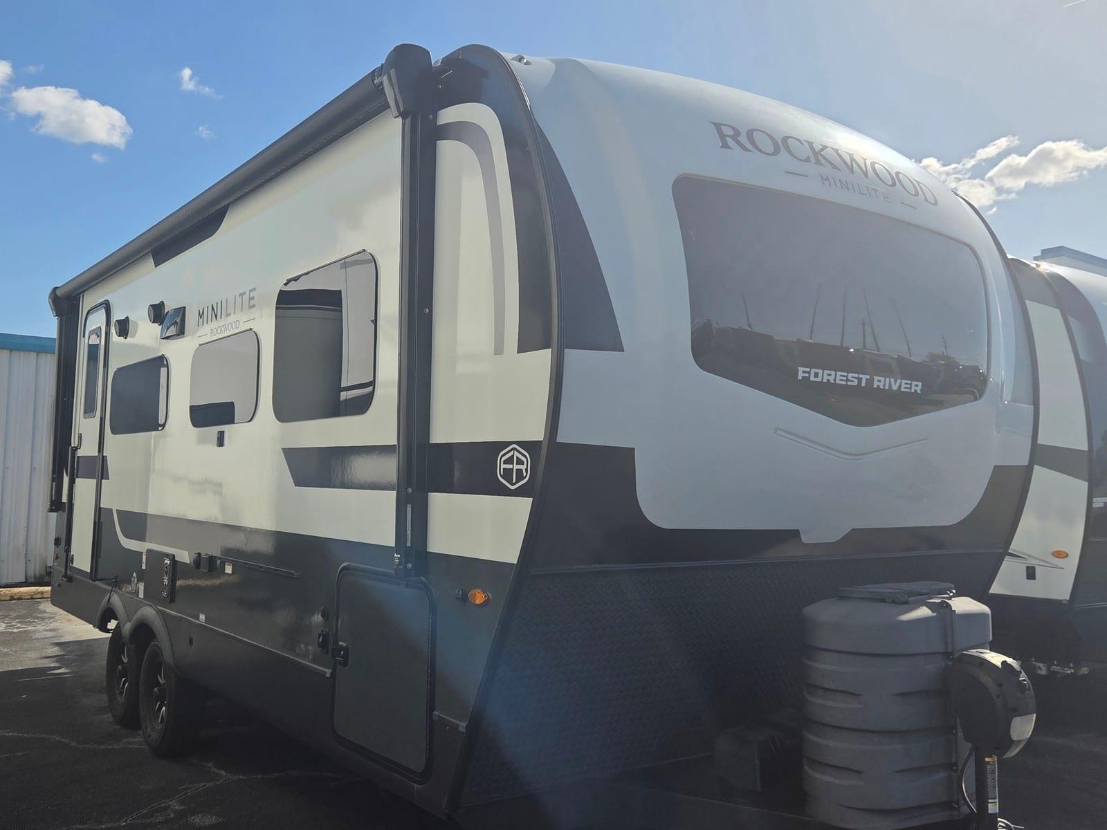 2026 Forest River Rockwood Mini Lite 2205S