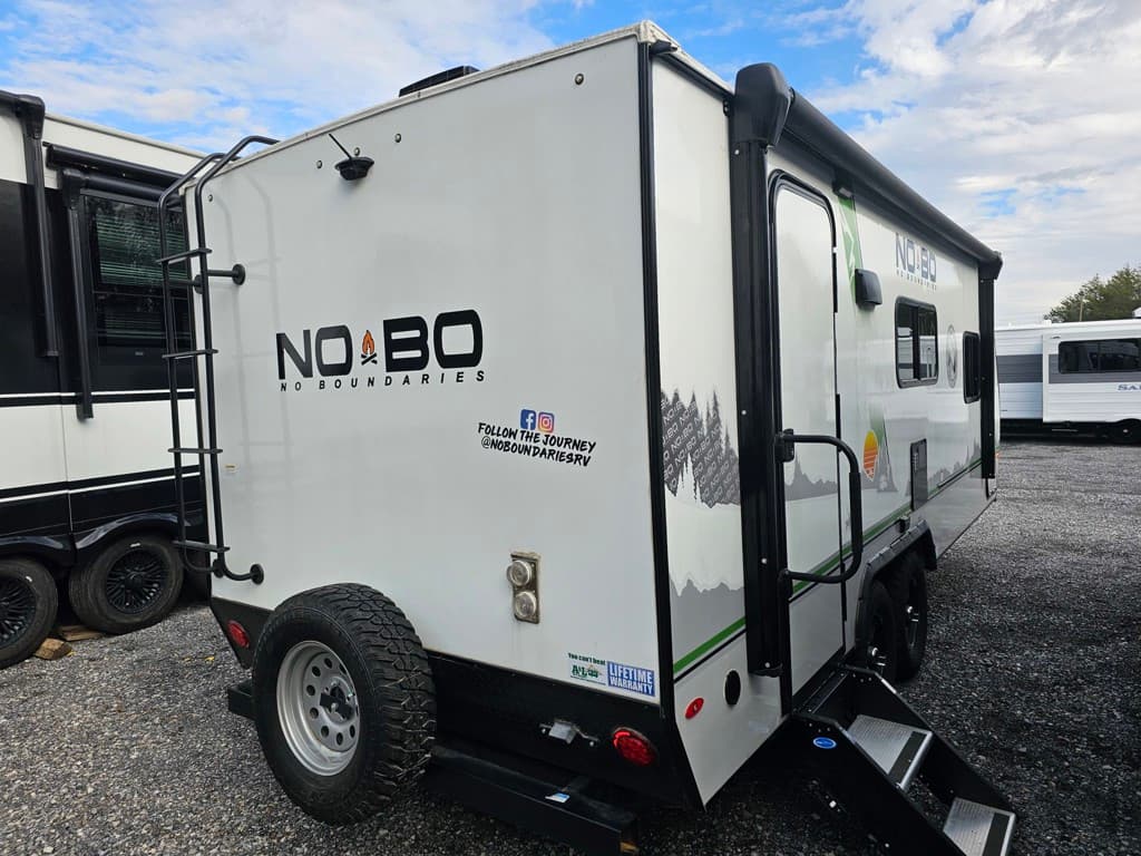 2022 Forest River 2022 Forest River No Boundaries - thumbnail 8