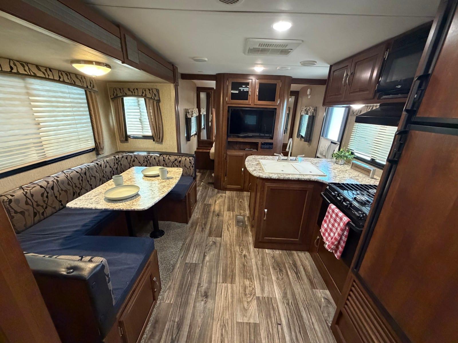 2017 Keystone 2017 Keystone Passport Grand Touring - thumbnail 31