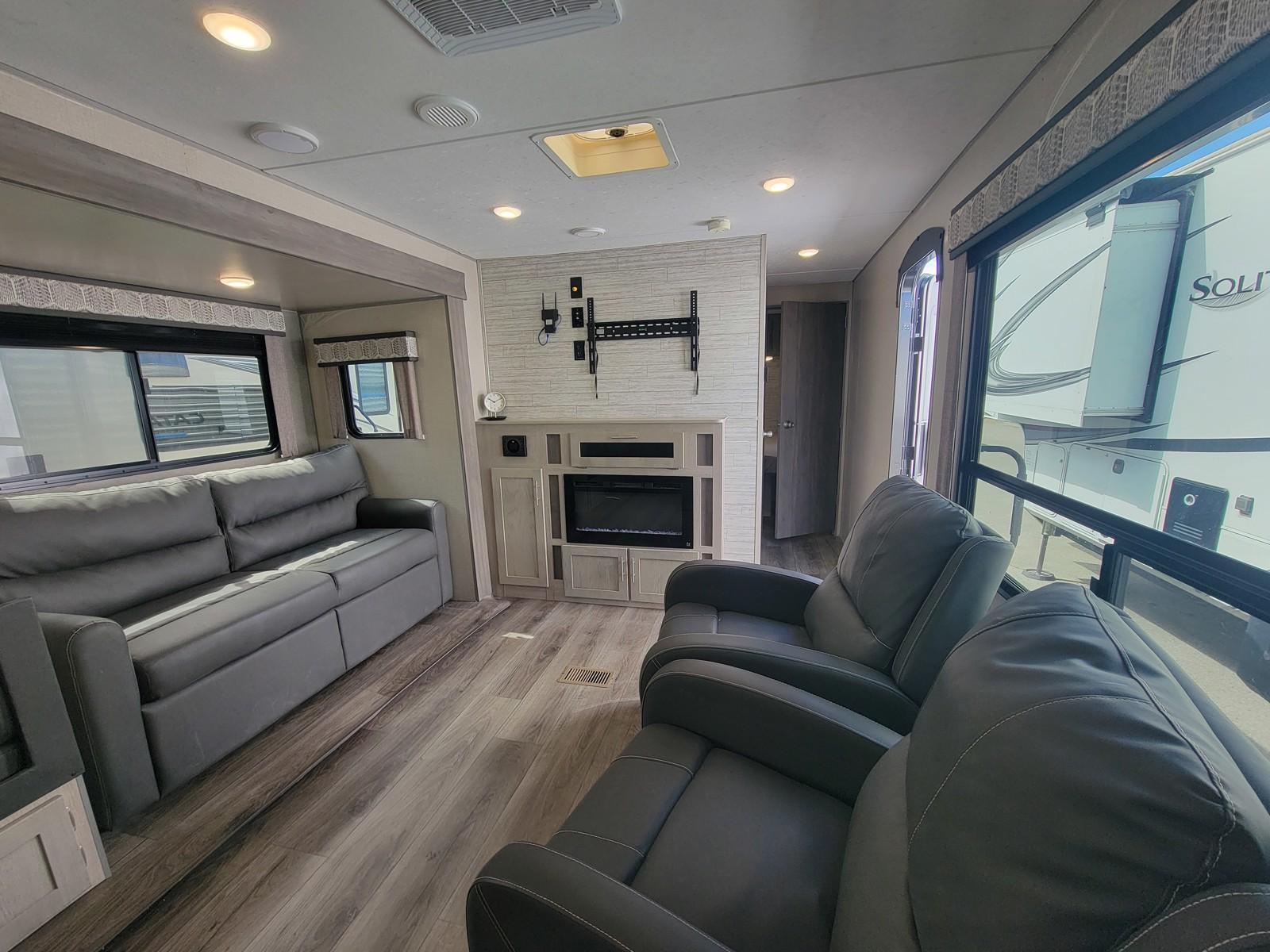 2023 Coachmen 2023 Coachmen Catalina Legacy - thumbnail 15