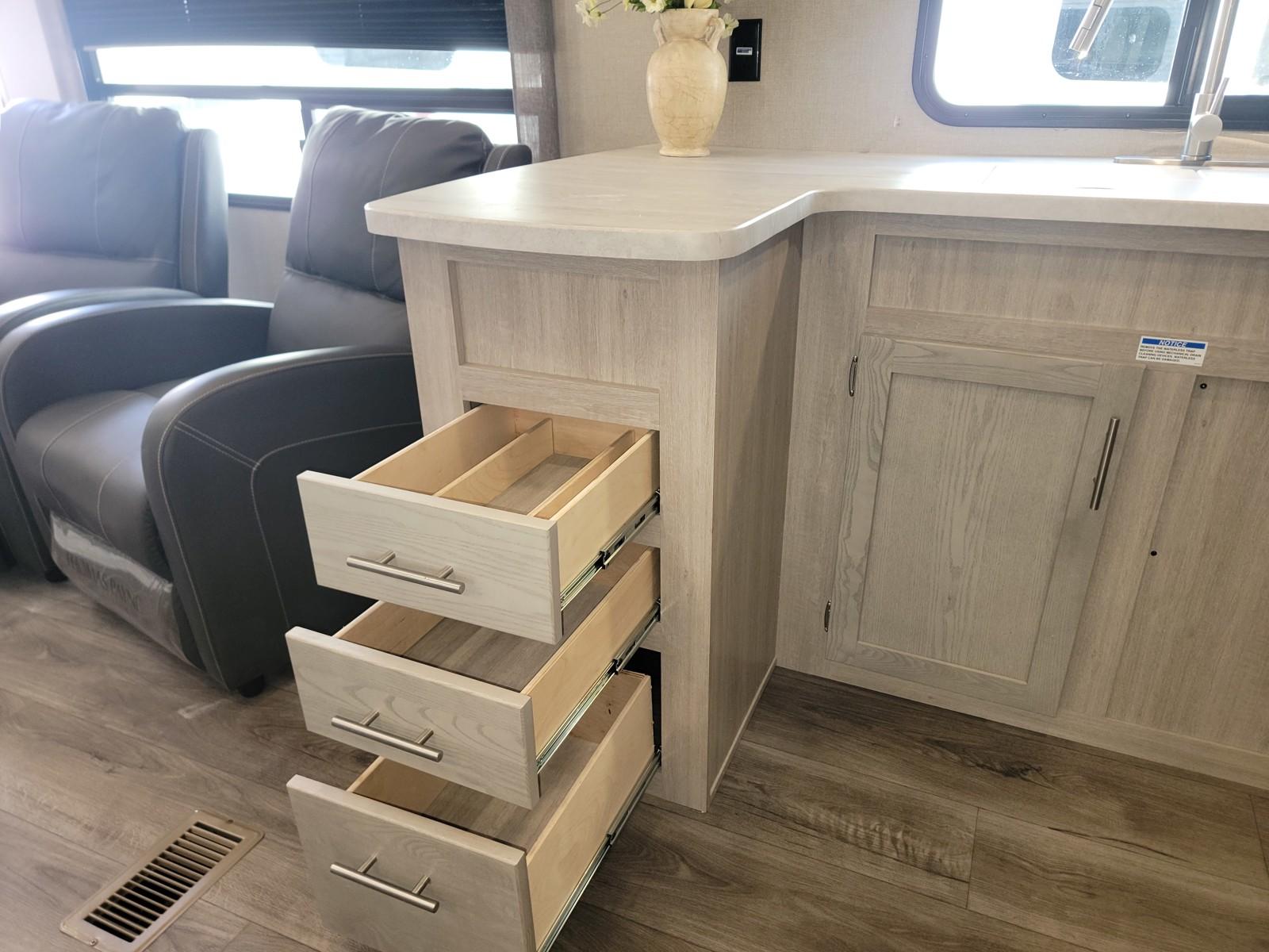 2023 Coachmen 2023 Coachmen Catalina Legacy - thumbnail 25