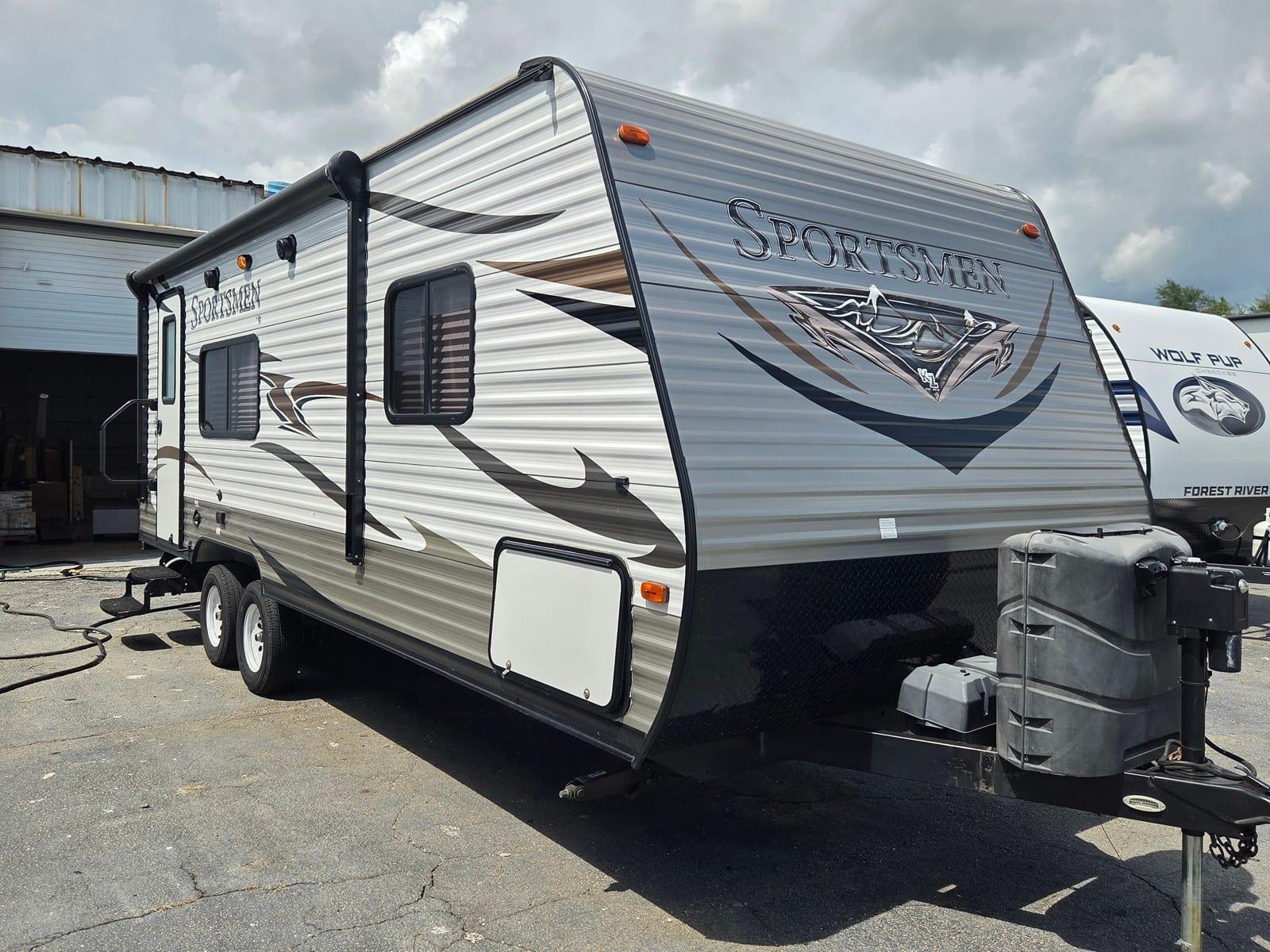 2016 K-Z Sportsmen S241RKS