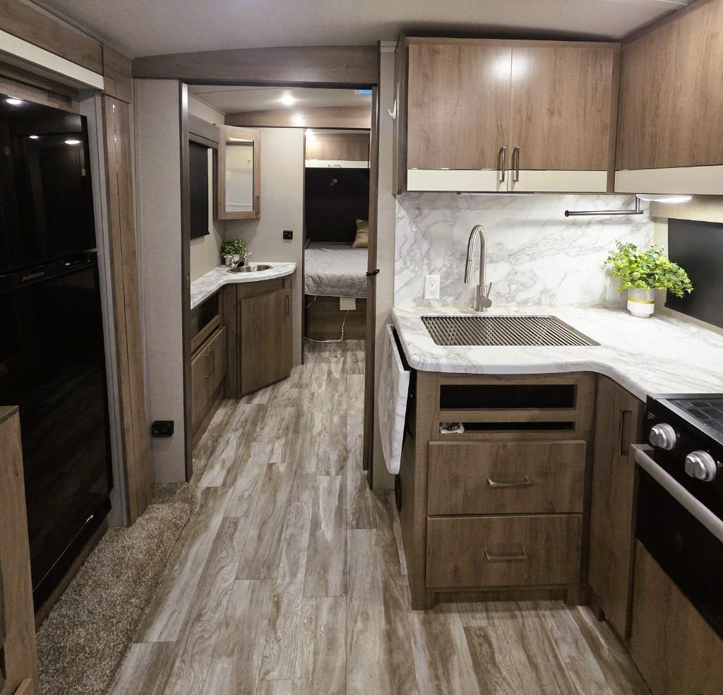 2022 Grand Design 2022 Grand Design Imagine - thumbnail 10