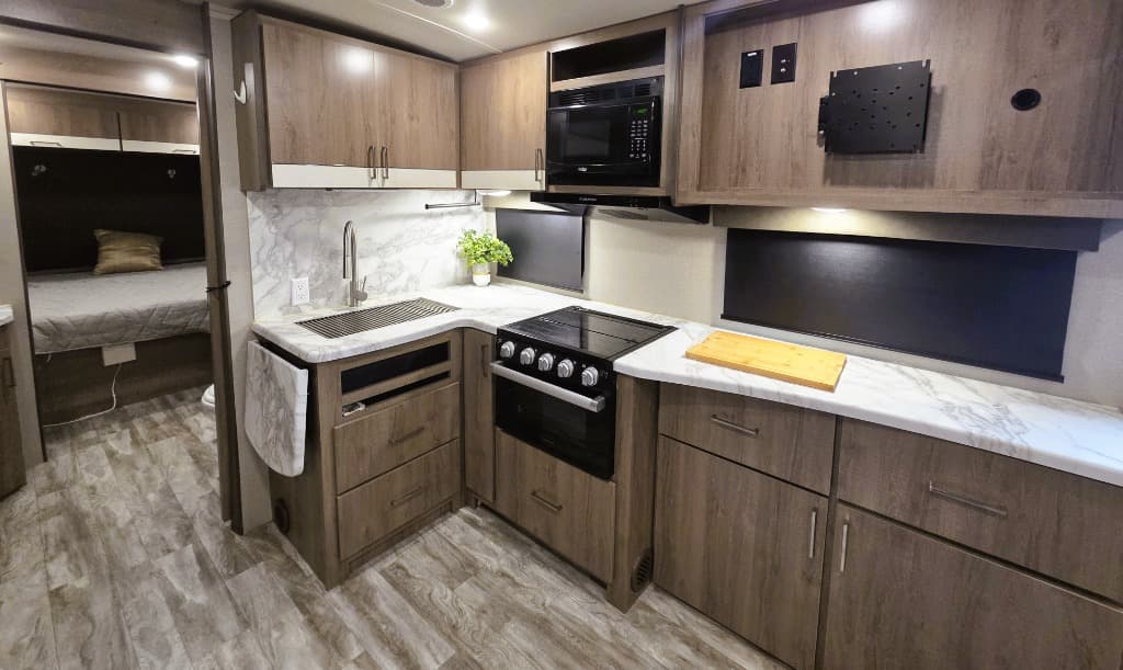 2022 Grand Design 2022 Grand Design Imagine - thumbnail 11