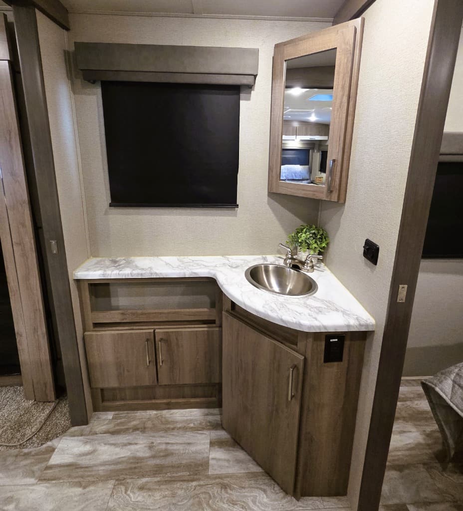 2022 Grand Design 2022 Grand Design Imagine - thumbnail 12