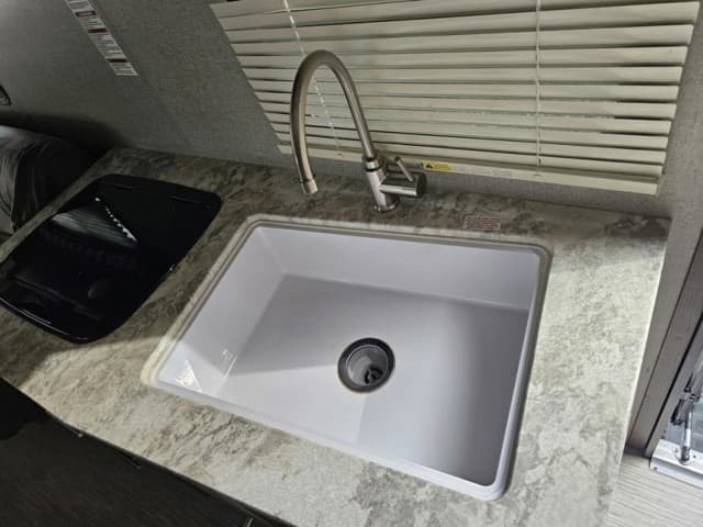 2019 Coleman 2019 Coleman  Light LX - thumbnail 13