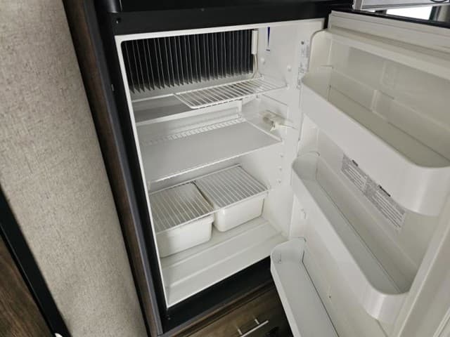 2019 Coleman 2019 Coleman  Light LX - thumbnail 17