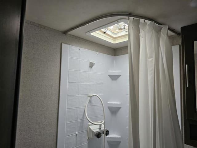 2019 Coleman 2019 Coleman  Light LX - thumbnail 24