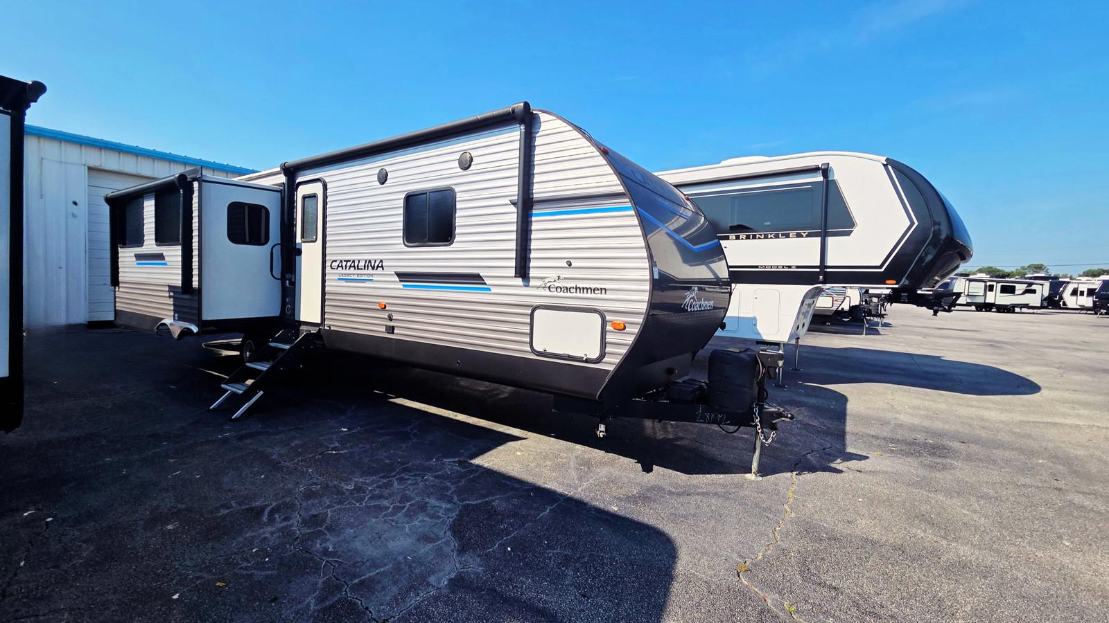 2023 Coachmen Catalina 313RLTS