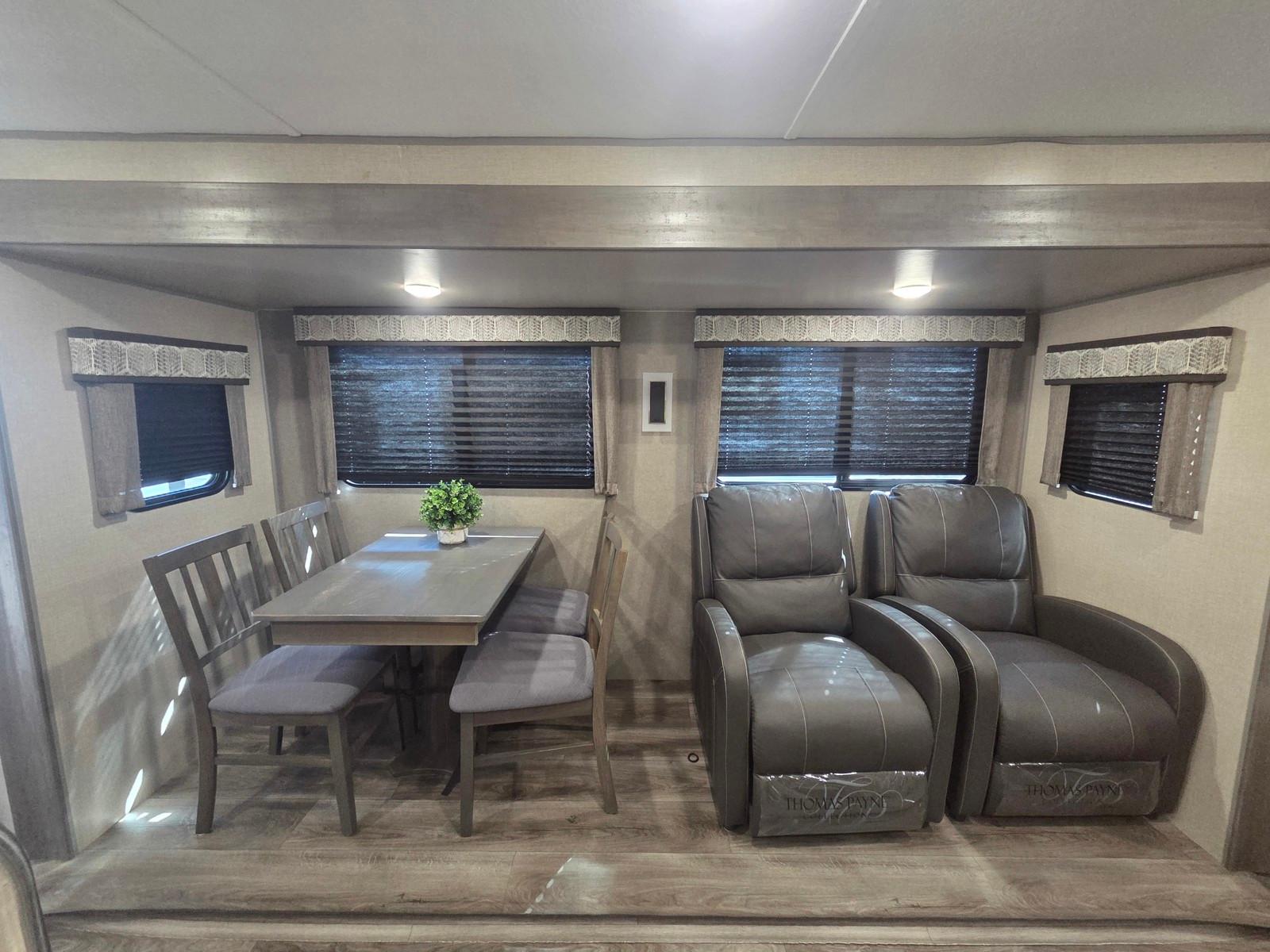 2023 Coachmen 2023 Coachmen Catalina - thumbnail 9