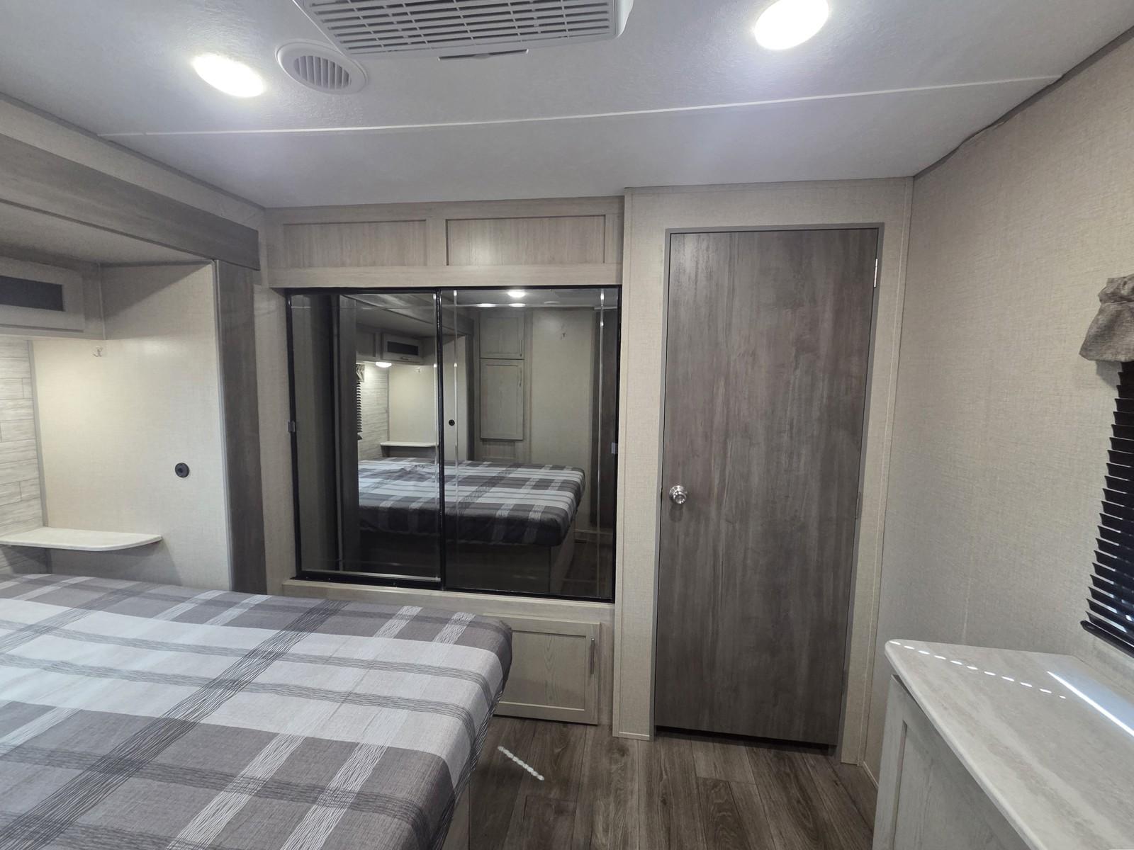 2023 Coachmen 2023 Coachmen Catalina - thumbnail 12