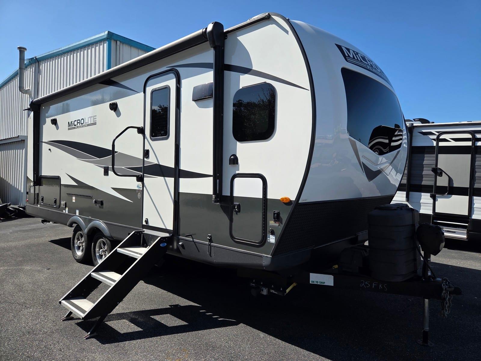 2024 Forest River Flagstaff Micro Lite 25FKS