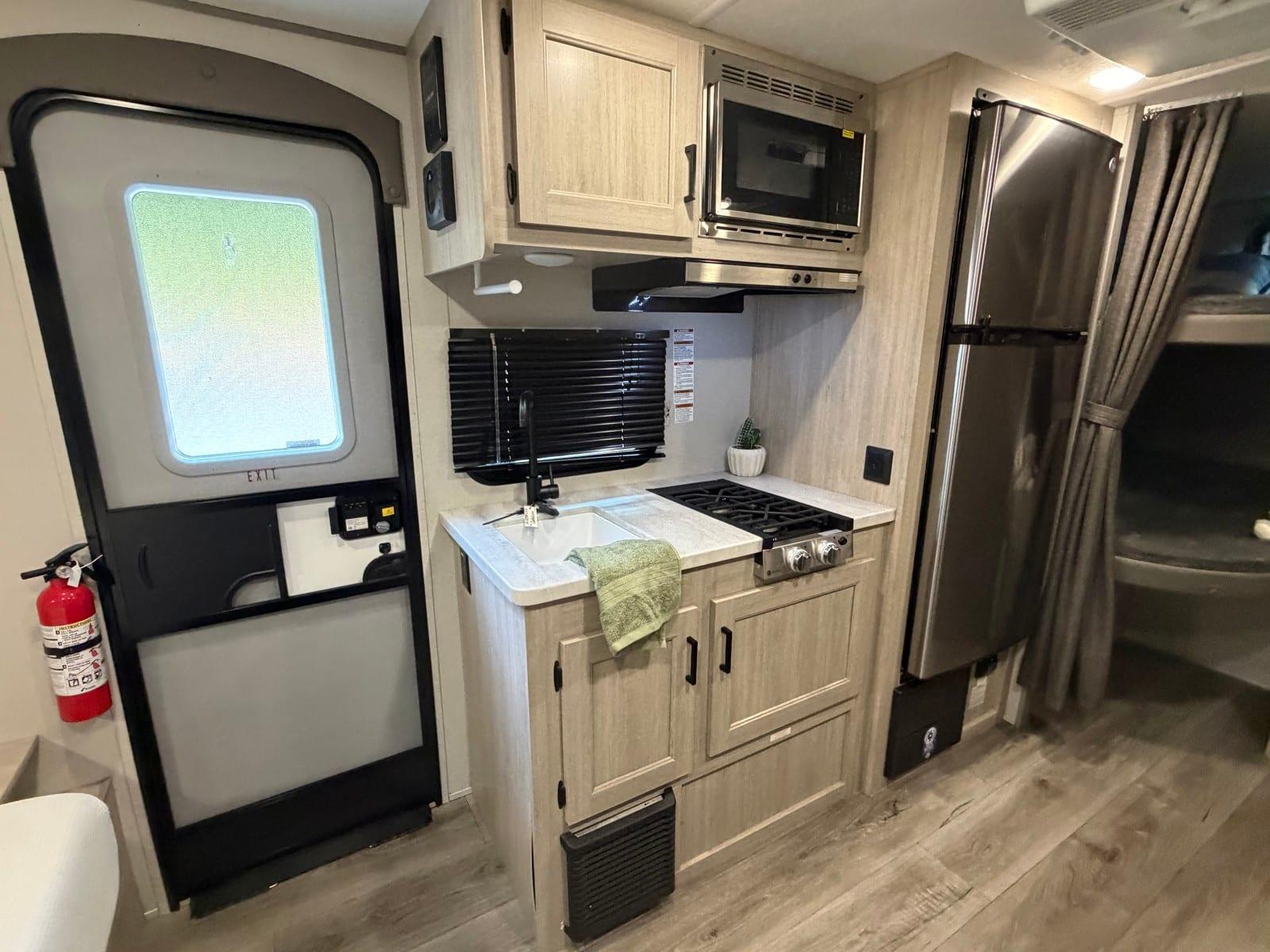 2024 Coachmen 2024 Coachmen Catalina - thumbnail 7