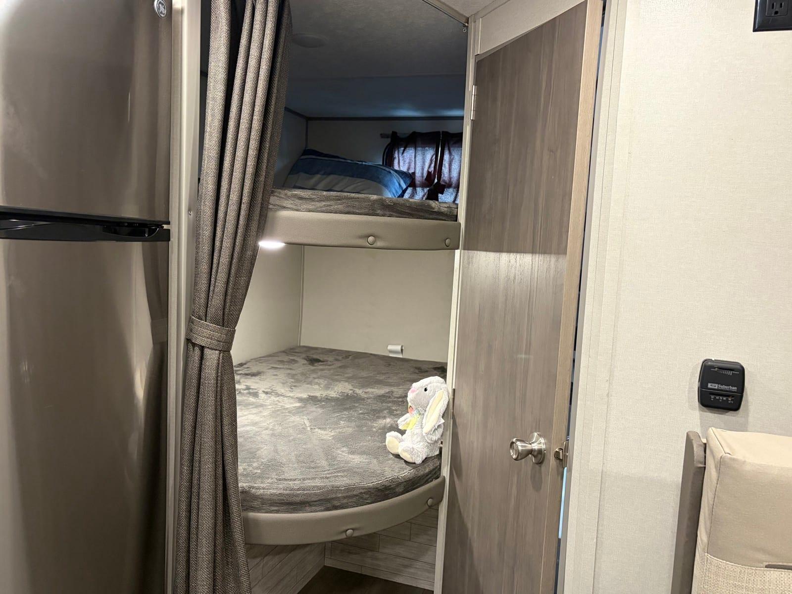 2024 Coachmen 2024 Coachmen Catalina - thumbnail 9