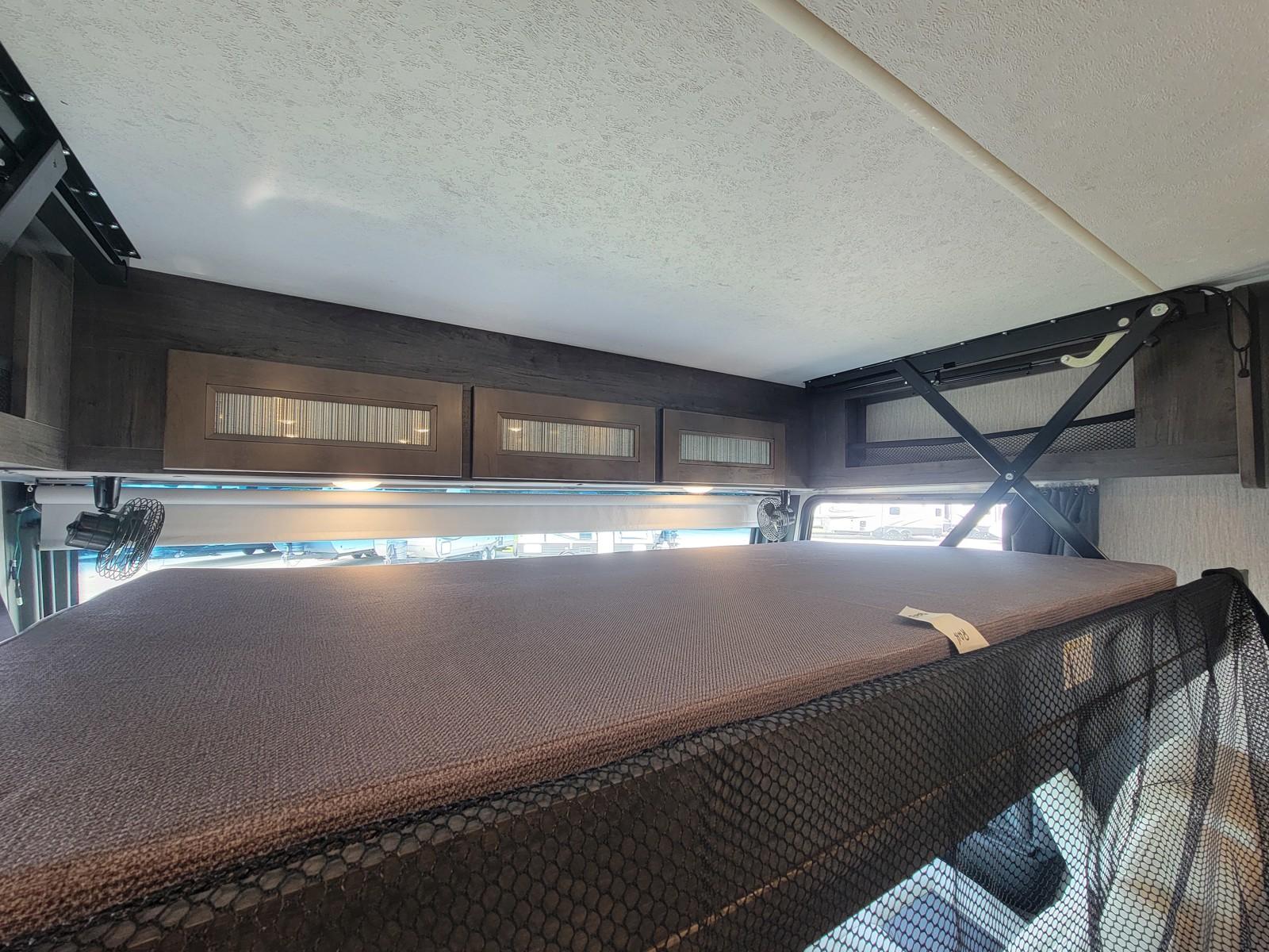 2023 Coachmen 2023 Coachmen Encore - thumbnail 34