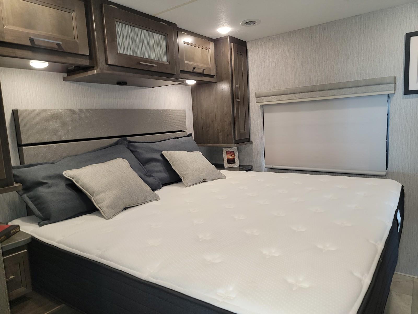 2023 Coachmen 2023 Coachmen Encore - thumbnail 35