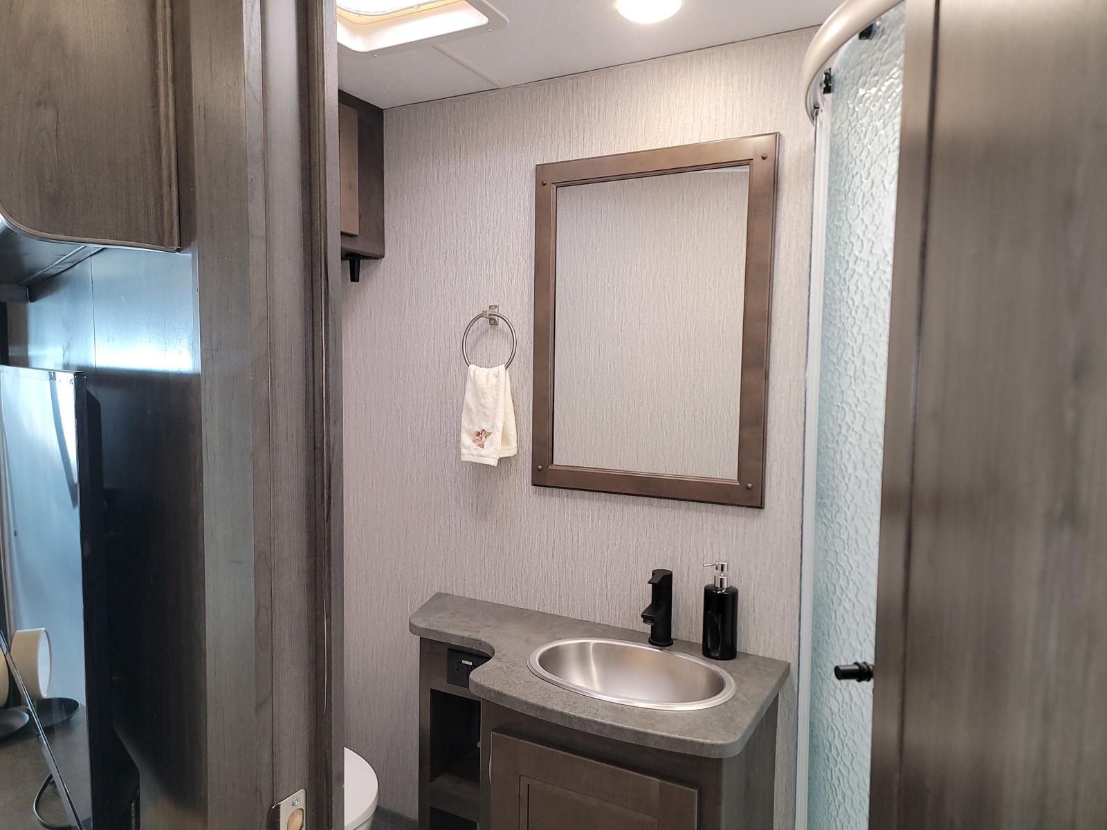 2023 Coachmen 2023 Coachmen Encore - thumbnail 39