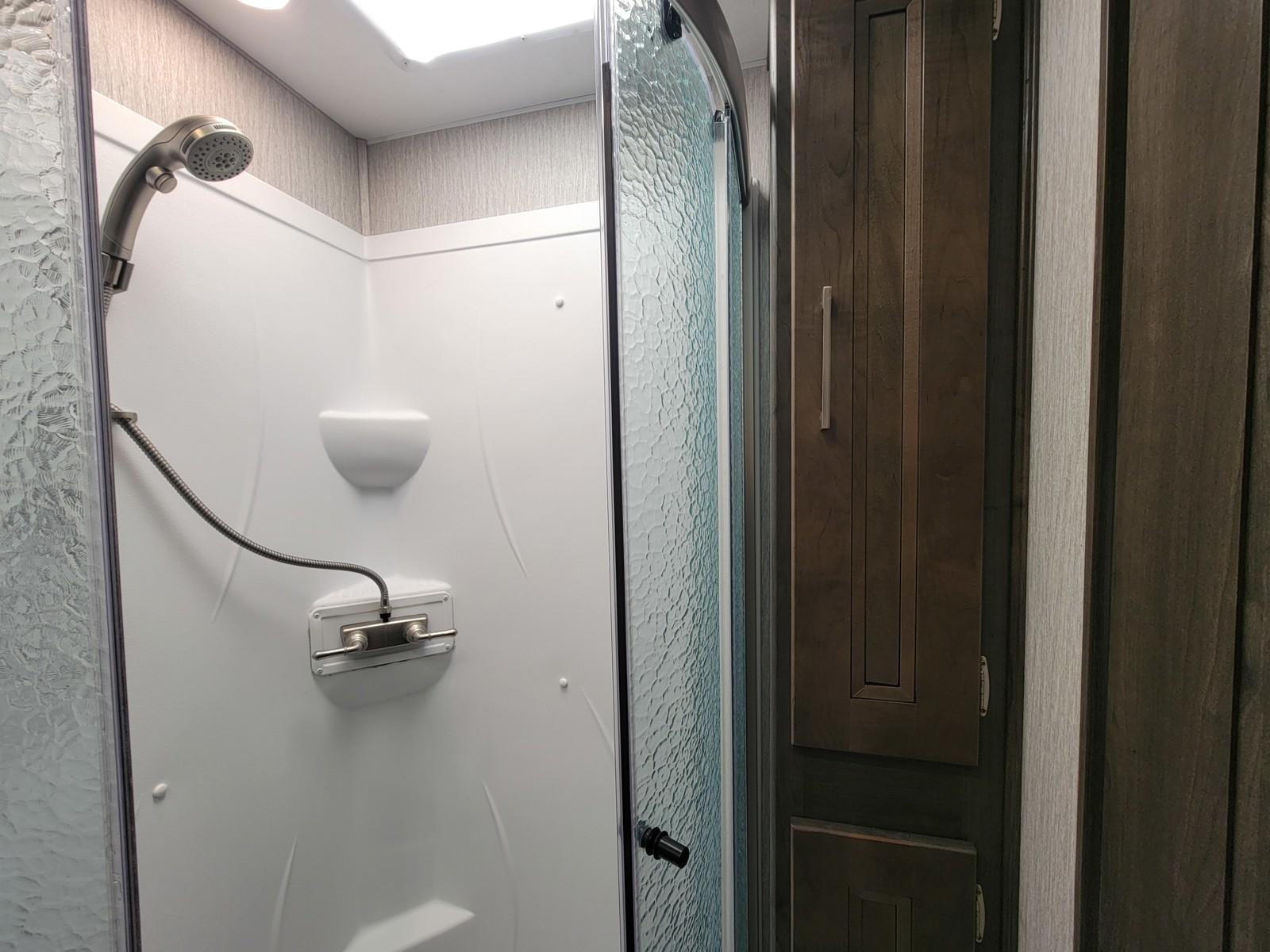 2023 Coachmen 2023 Coachmen Encore - thumbnail 40