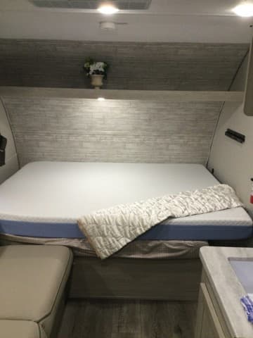 2024 Coachmen 2024 Coachmen Catalina Summit Series 7 - thumbnail 8