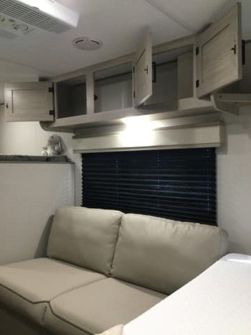 2024 Coachmen 2024 Coachmen Catalina Summit Series 7 - thumbnail 12