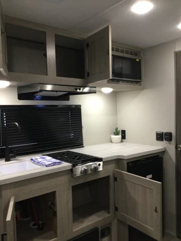 2024 Coachmen 2024 Coachmen Catalina Summit Series 7 - thumbnail 15