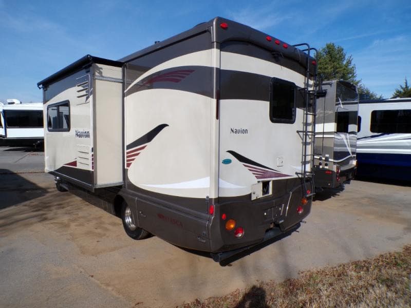 2015 Itasca 2015 Itasca Navion - thumbnail 4