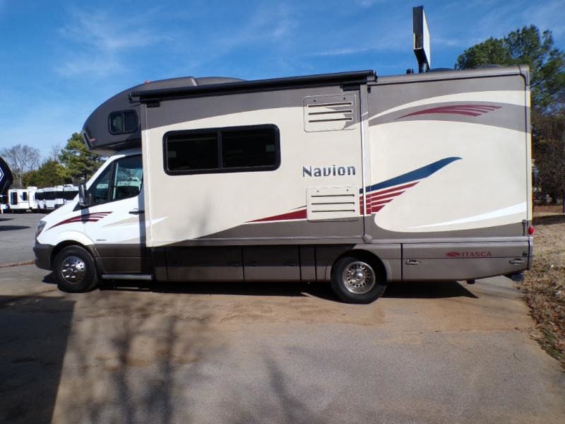 2015 Itasca 2015 Itasca Navion - thumbnail 6