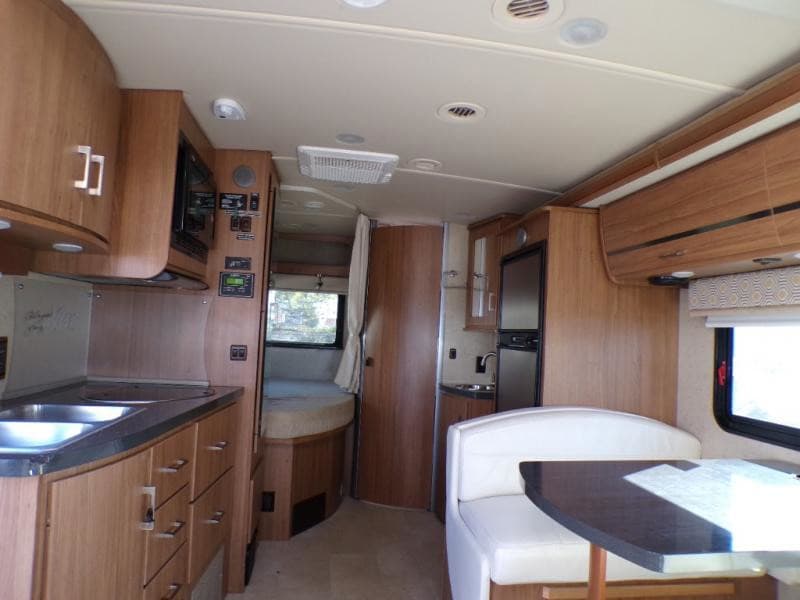 2015 Itasca 2015 Itasca Navion - thumbnail 16
