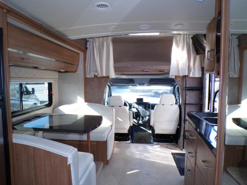 2015 Itasca 2015 Itasca Navion - thumbnail 17
