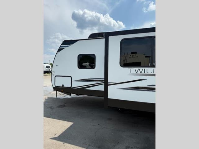 2024 Cruiser RV 2024 Cruiser RV Twilight Signature - thumbnail 10