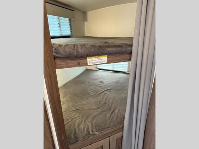 2024 Cruiser RV 2024 Cruiser RV Twilight Signature - thumbnail 24