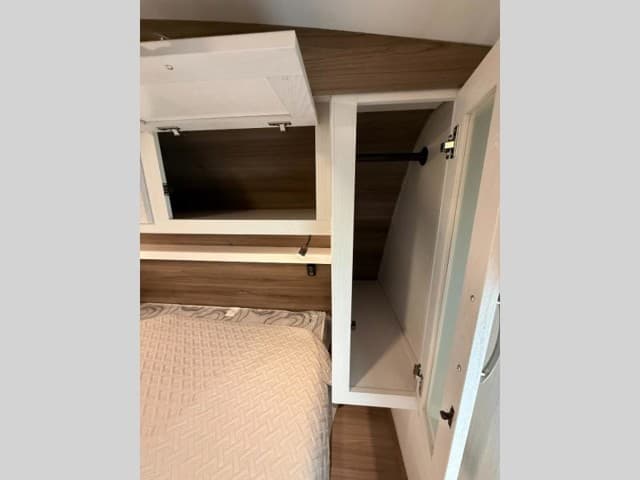 2024 Cruiser RV 2024 Cruiser RV Twilight Signature - thumbnail 32