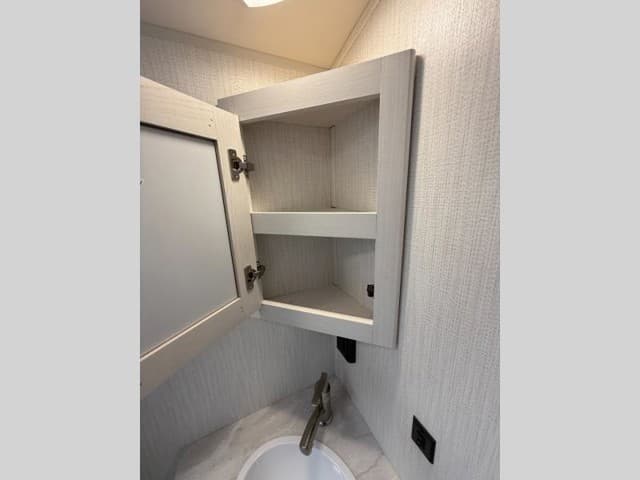 2024 Cruiser RV 2024 Cruiser RV Twilight Signature - thumbnail 40