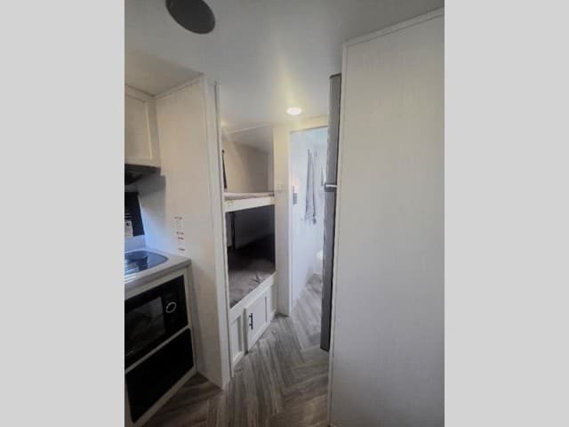 2022 Dutchmen 2022 Dutchmen Rubicon - thumbnail 10