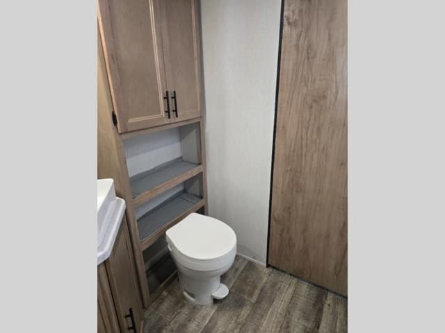 2024 Forest River 2024 Forest River Cherokee Grey Wolf Black Label - thumbnail 25