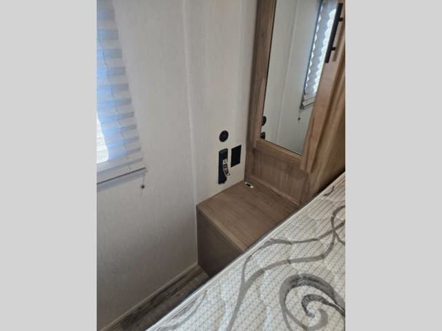 2024 Forest River 2024 Forest River Cherokee Grey Wolf Black Label - thumbnail 33