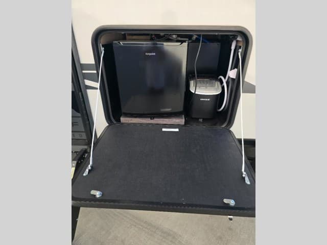 2024 Forest River 2024 Forest River Cherokee Grey Wolf Black Label - thumbnail 36